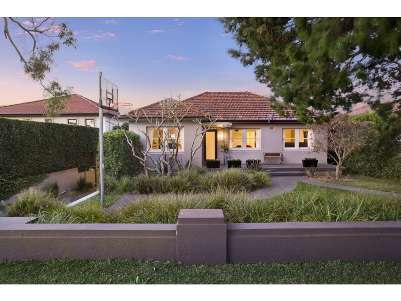 44 Peacock Street, Seaforth NSW 2092