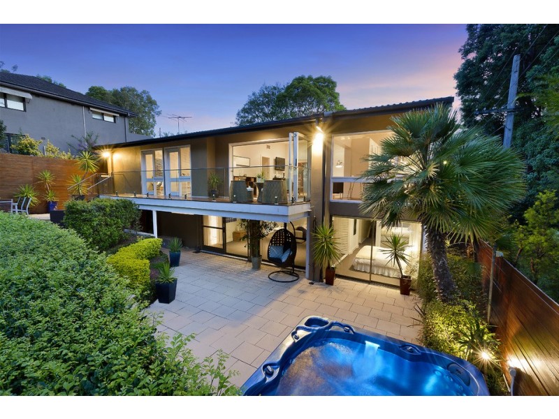 70a Ponsonby Parade, Seaforth NSW 2092