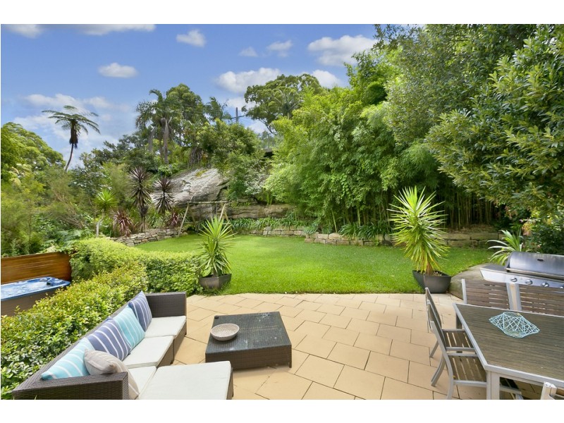 70a Ponsonby Parade, Seaforth NSW 2092