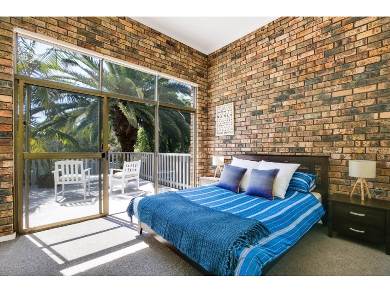 17 Chester Place, Narraweena NSW 2099