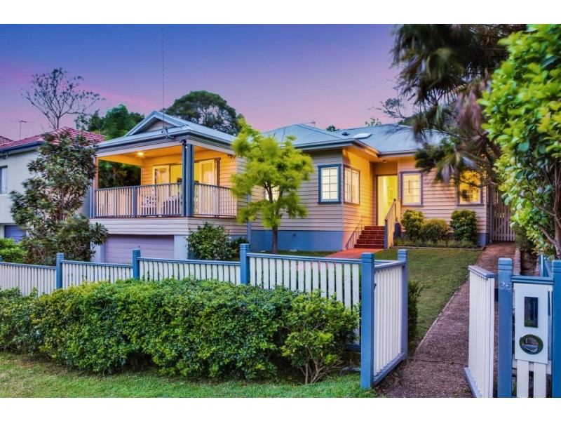 35 MacMillan Street, Seaforth NSW 2092