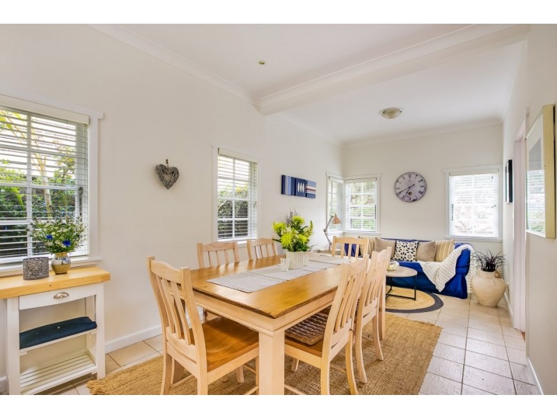 35 MacMillan Street, Seaforth NSW 2092