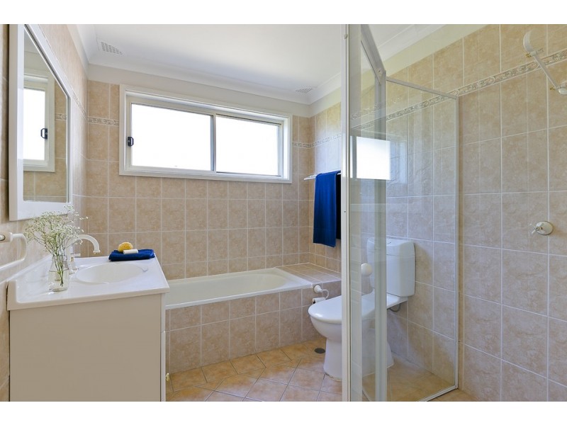 8 Marshall Crescent, Beacon Hill NSW 2100