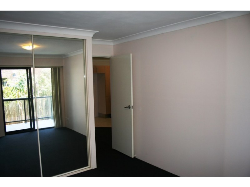 5/50-52 Old Pittwater Road, Brookvale NSW 2100