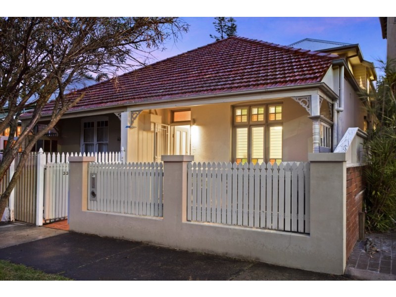 33 Pine Street, Manly NSW 2095