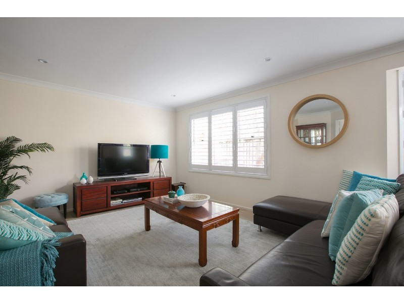 9 Waterview Street, Seaforth NSW 2092