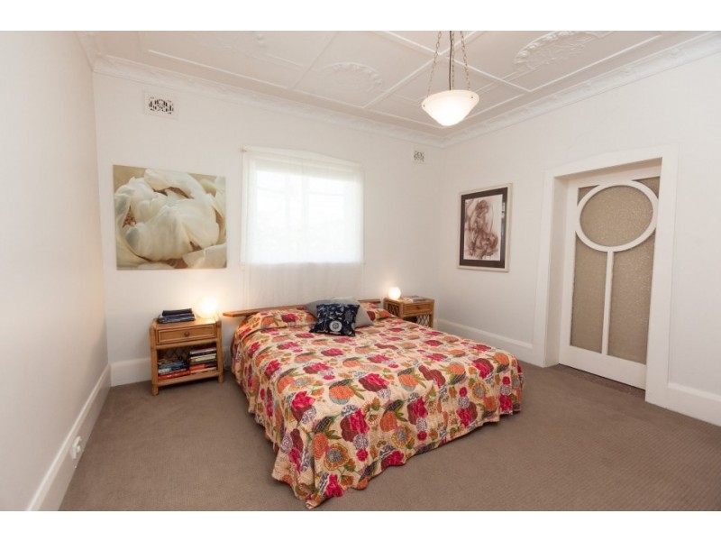 17 Hilltop Crescent, Fairlight NSW 2094