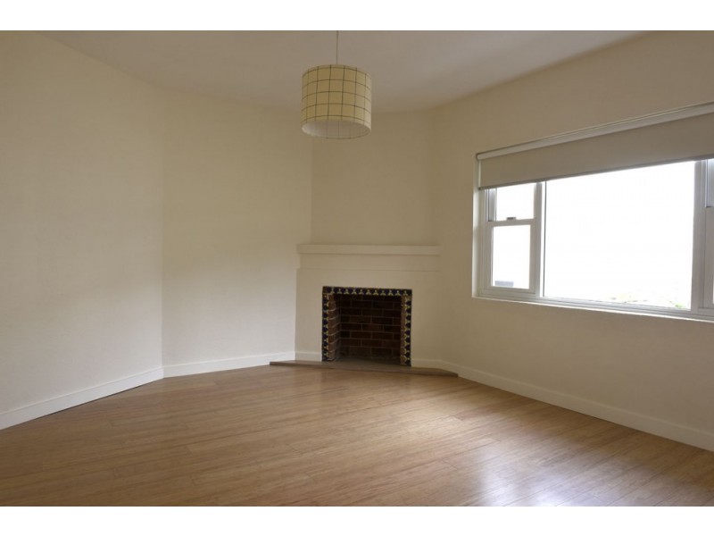 2/8 Queenscliff Road, Queenscliff NSW 2096