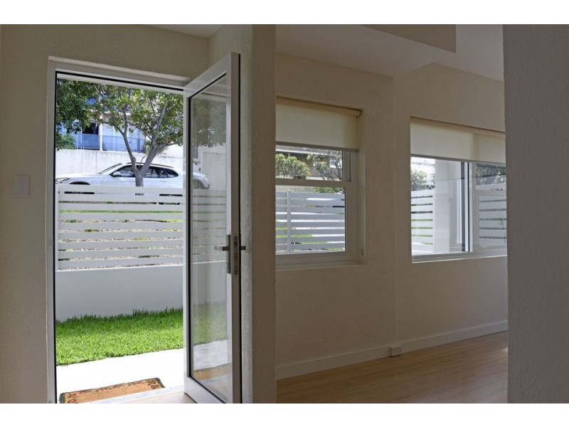 2/8 Queenscliff Road, Queenscliff NSW 2096