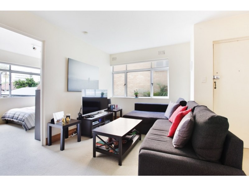 16/15 Kooloora Avenue, Freshwater NSW 2096