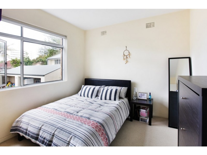 16/15 Kooloora Avenue, Freshwater NSW 2096