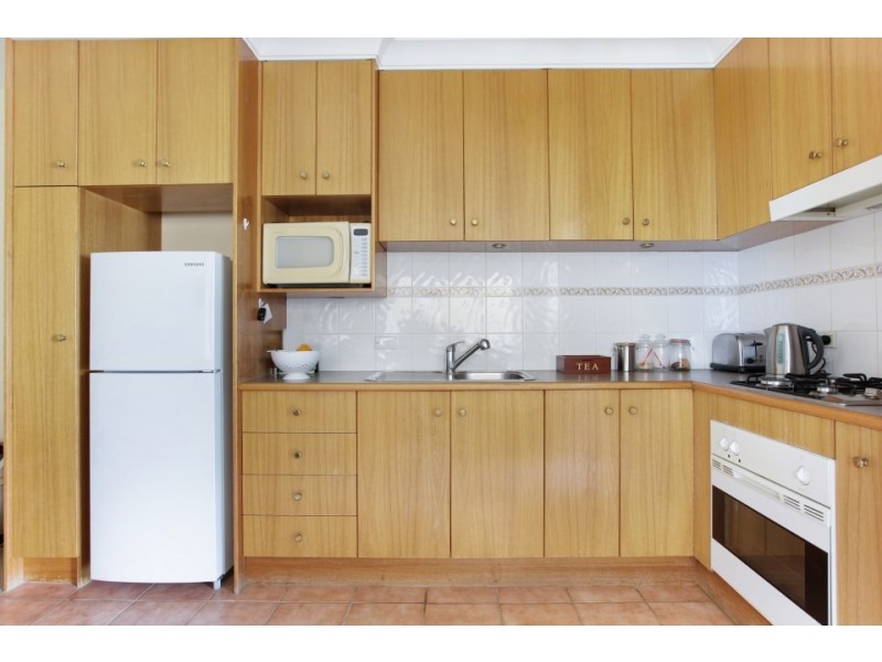 16/15 Kooloora Avenue, Freshwater NSW 2096