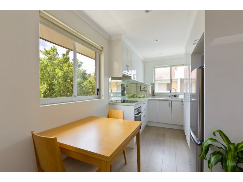 8/12 Wheeler Parade, Dee Why NSW 2099