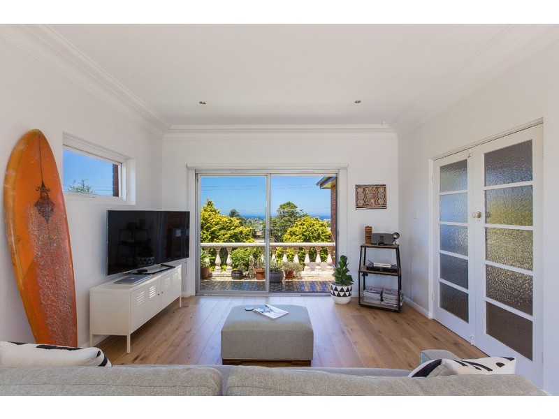 2/17 McDonald Street, Freshwater NSW 2096