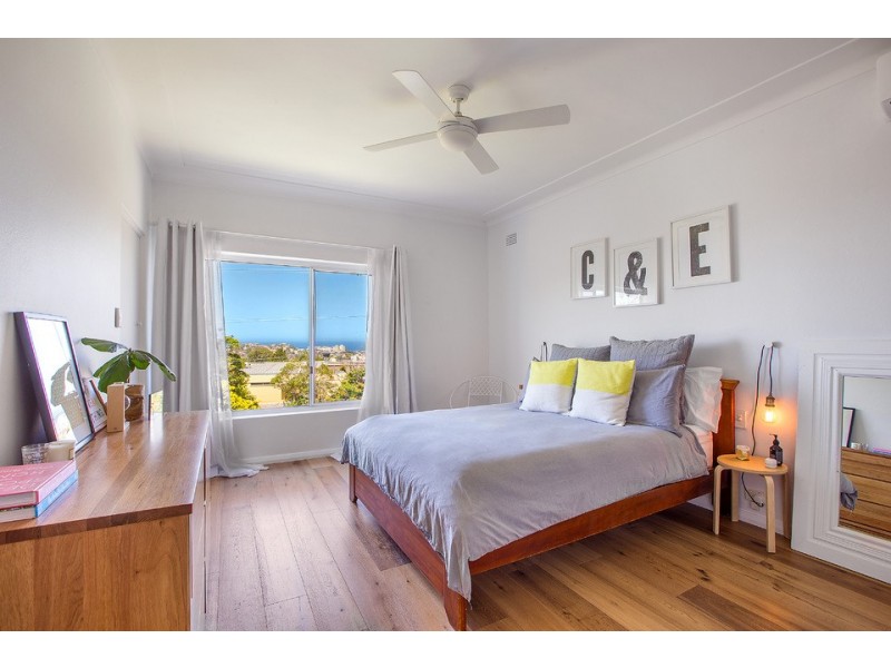 2/17 McDonald Street, Freshwater NSW 2096