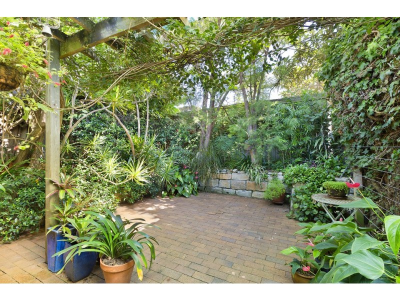 25 Fairy Bower Road, Manly NSW 2095