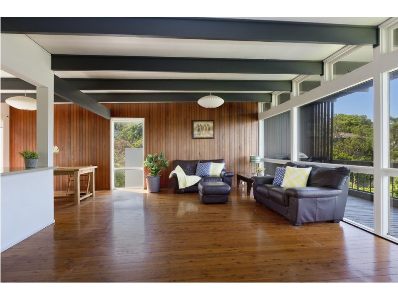 6 Ogilvy Road, Clontarf NSW 2093
