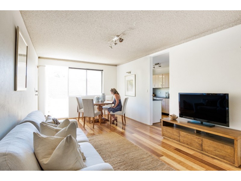 11/10 Fairway Close, Manly Vale NSW 2093