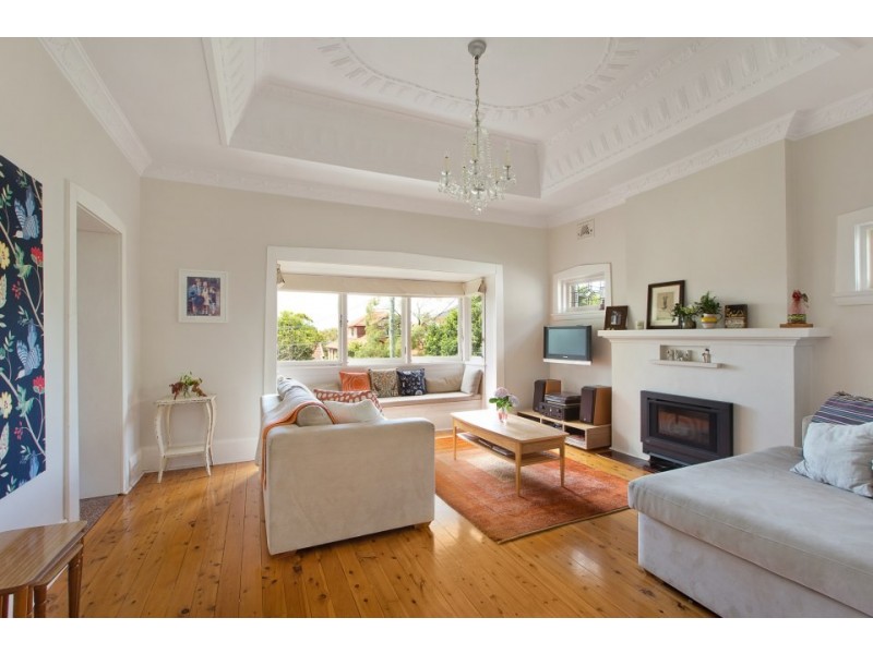 17 Hilltop Crescent, Fairlight NSW 2094