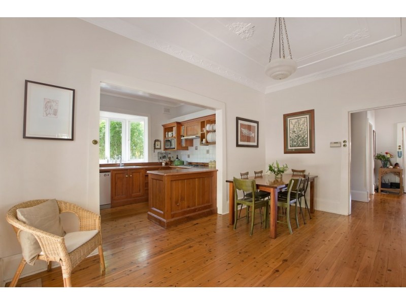 17 Hilltop Crescent, Fairlight NSW 2094