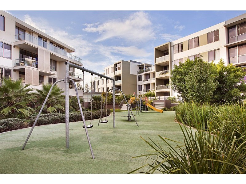 48/2 Firetail Drive, Warriewood NSW 2102