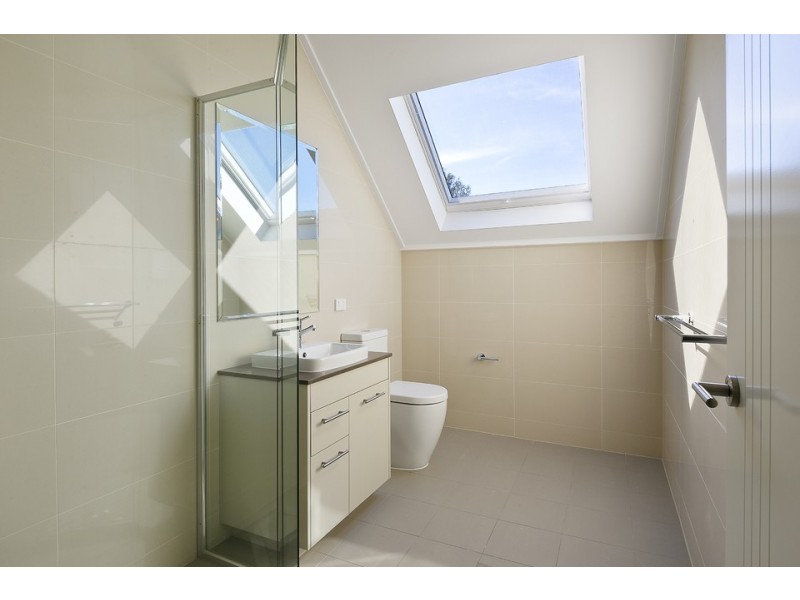 2/254 Warringah Road, Beacon Hill NSW 2100