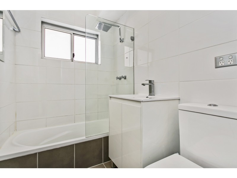 1/13 Fairway Close, Manly Vale NSW 2093