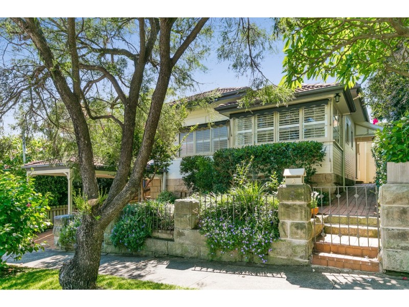 2 Daintrey Street, Fairlight NSW 2094