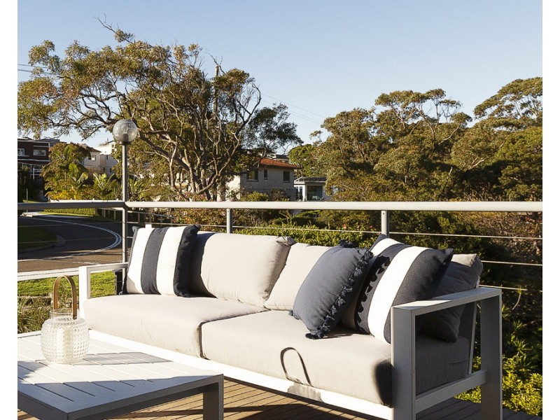 3 Moore Street, Clontarf NSW 2093