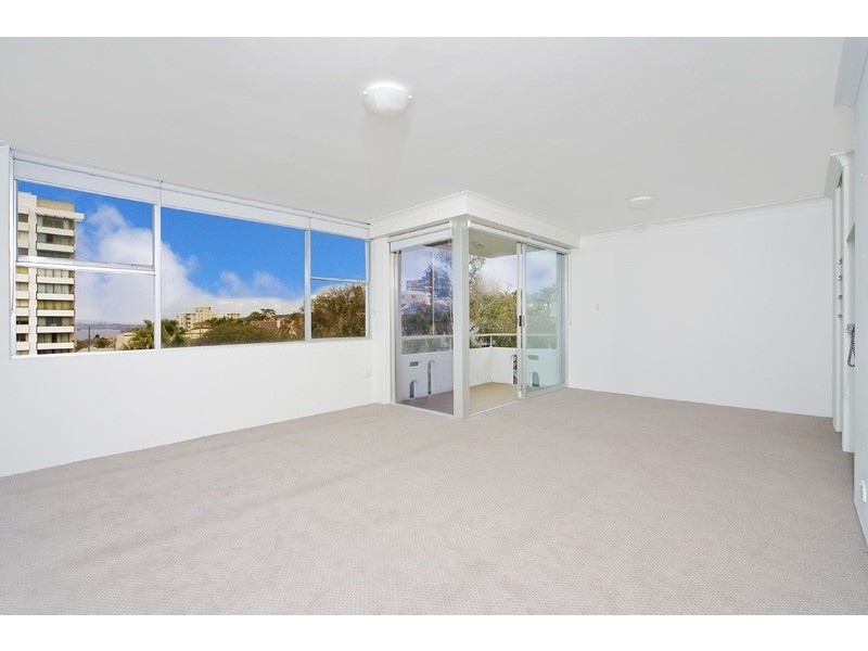 8/22 Birkley Road, Manly NSW 2095