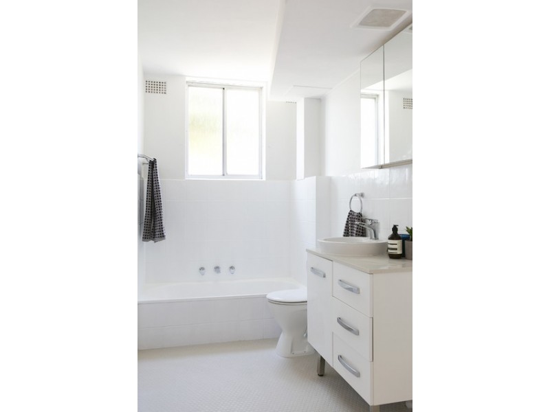 14/40 Boronia Street, Dee Why NSW 2099