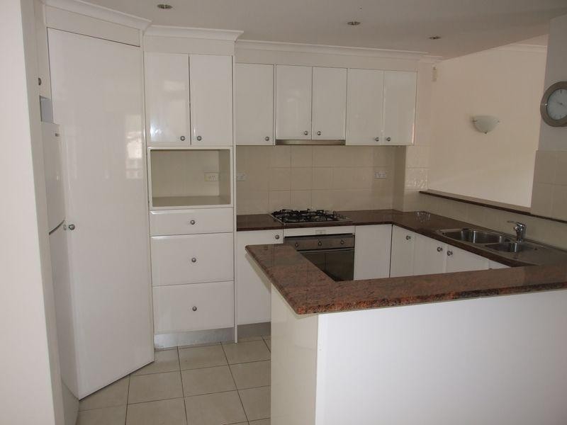 2/38 Kirkwood Street, Seaforth NSW 2092