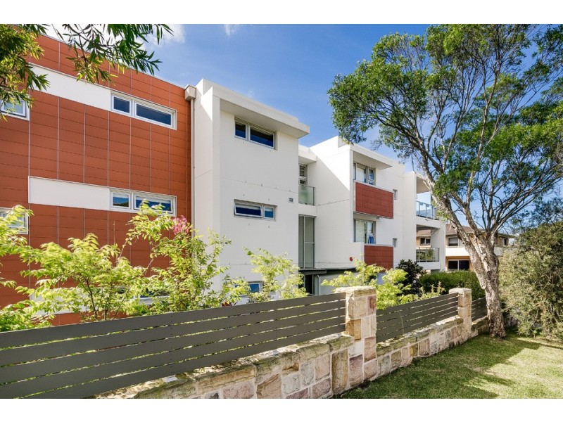 11/74 Pacific Parade, Dee Why NSW 2099