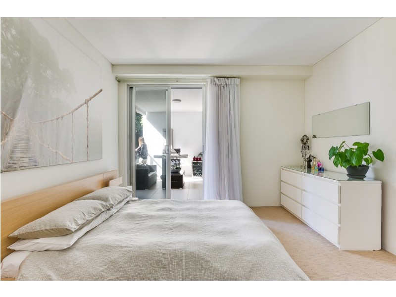 11/74 Pacific Parade, Dee Why NSW 2099