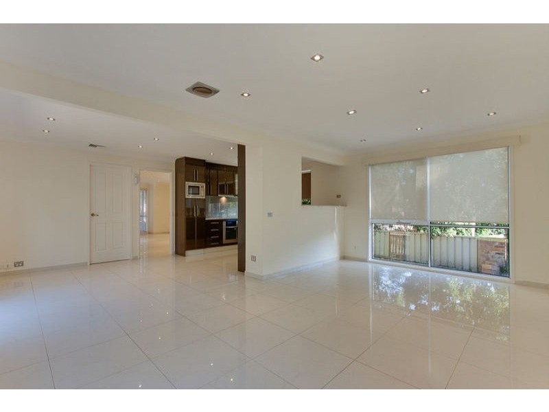 4 Bishopgate Avenue, Castle Hill NSW 2154