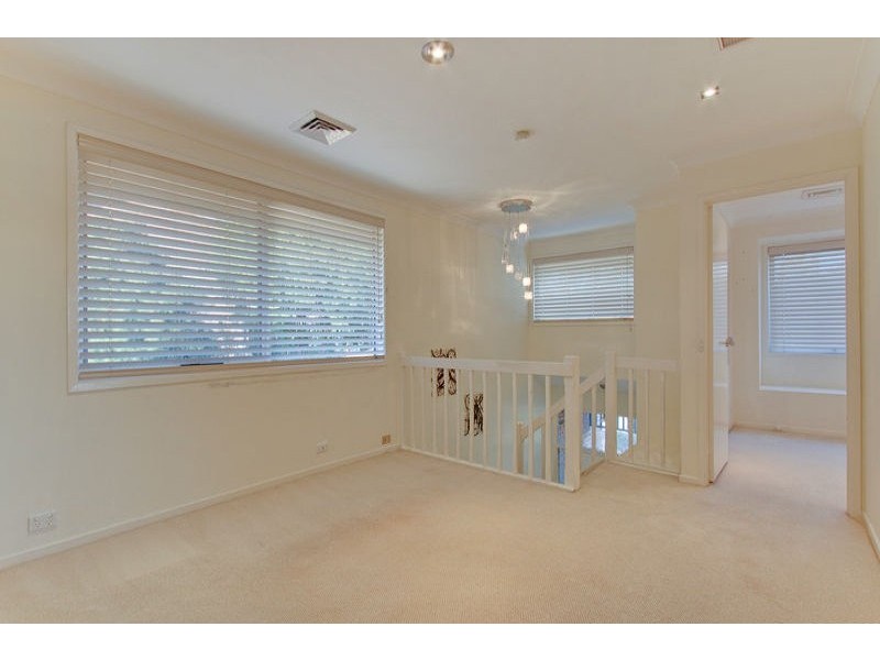 4 Bishopgate Avenue, Castle Hill NSW 2154