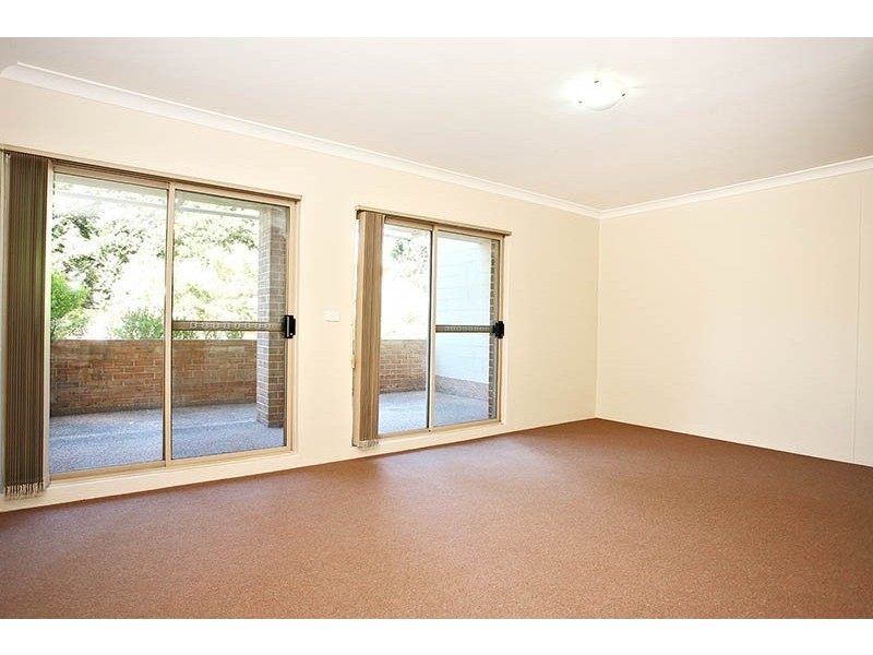Unit 13/2-4 Fourth Avenue, Blacktown NSW 2148