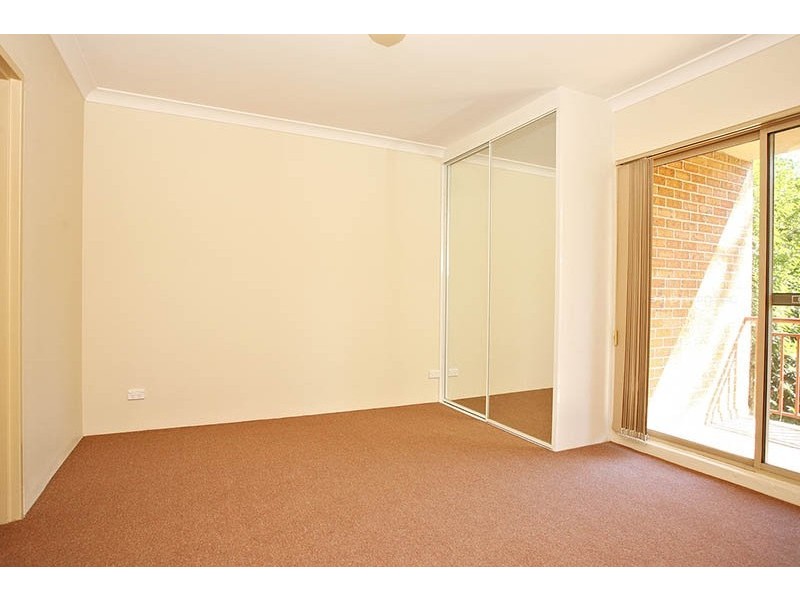 Unit 13/2-4 Fourth Avenue, Blacktown NSW 2148
