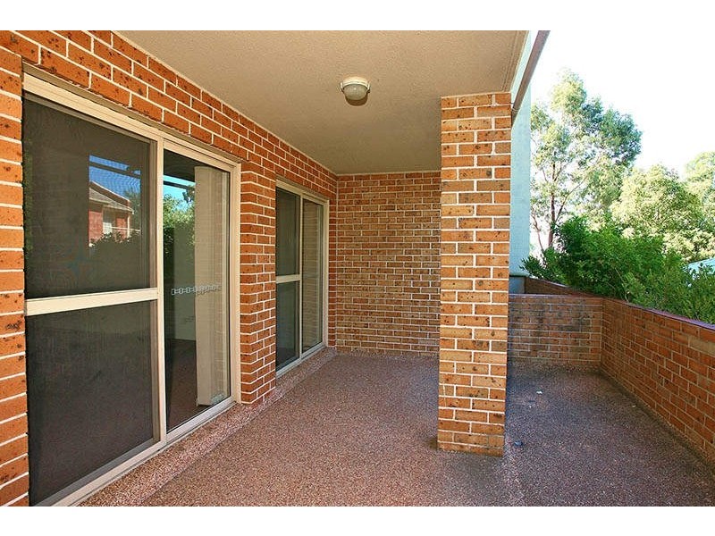 Unit 13/2-4 Fourth Avenue, Blacktown NSW 2148