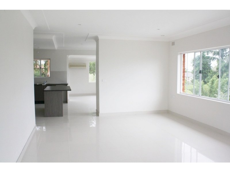 4 Junction Street, Baulkham Hills NSW 2153