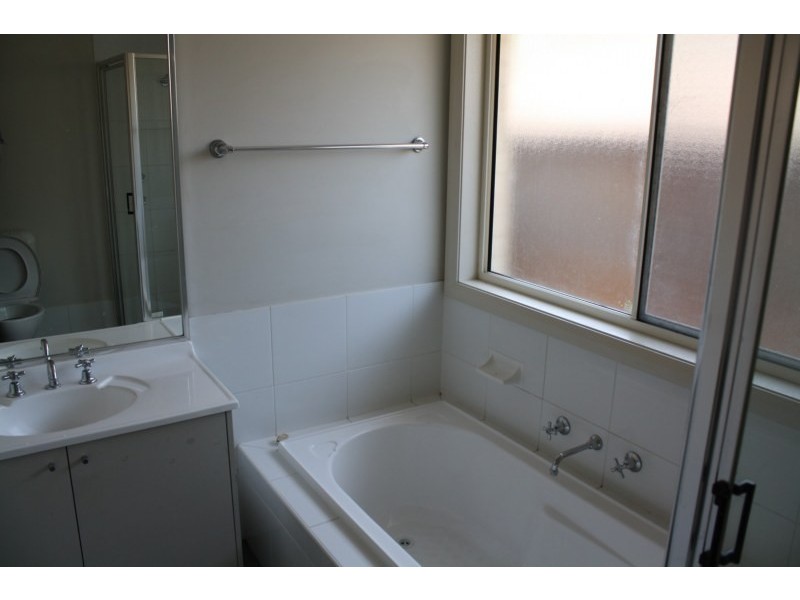 4 Oldbury Street, Stanhope Gardens NSW 2768