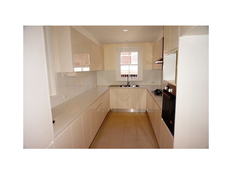 3 MacKenzie, Concord West NSW 2138