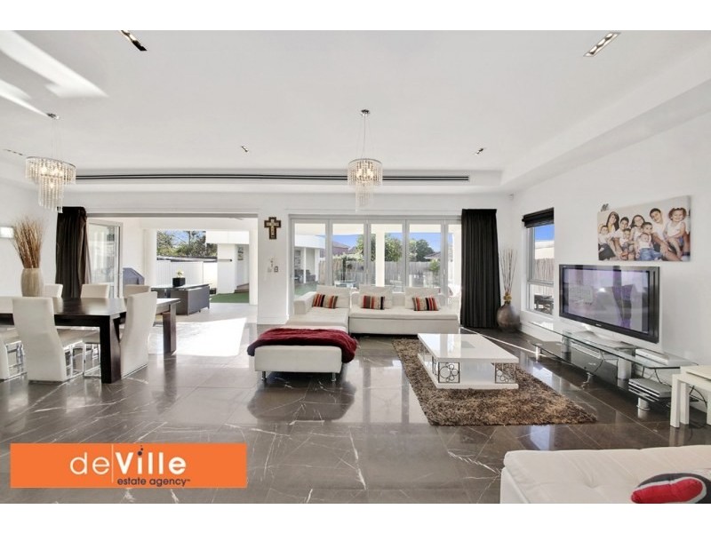 45 Wellbank Street, Concord NSW 2137