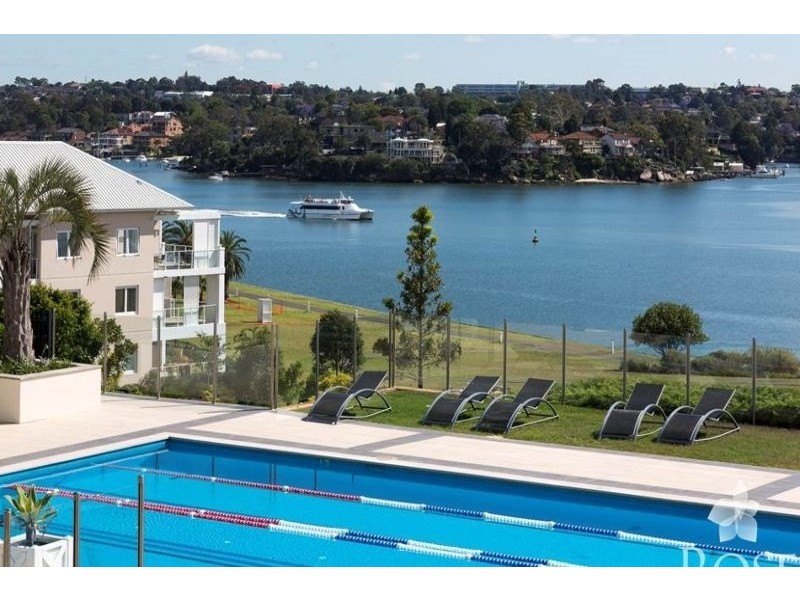 68 Peninsula Drive, Breakfast Point NSW 2137