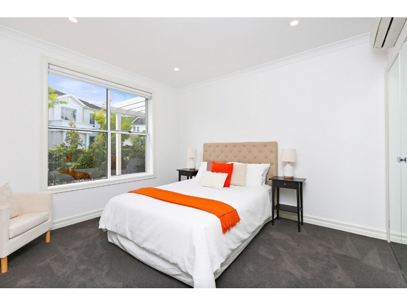 104/8  Fairwater Close, Breakfast Point NSW 2137