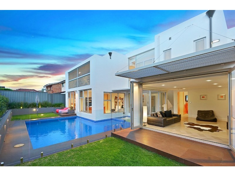 14 Dorking Road, Cabarita NSW 2137