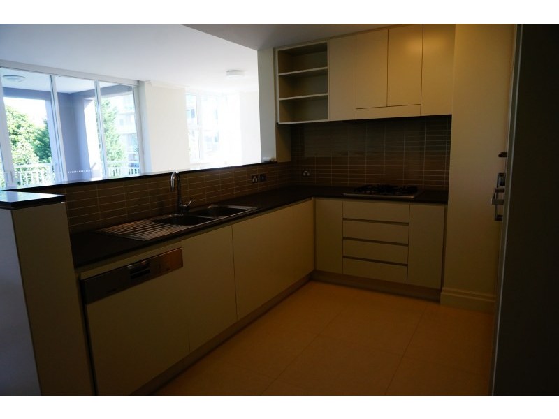 24/1 Rosewater Circuit, Breakfast Point NSW 2137