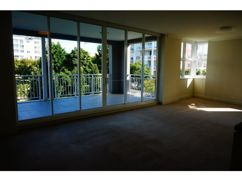 24/1 Rosewater Circuit, Breakfast Point NSW 2137