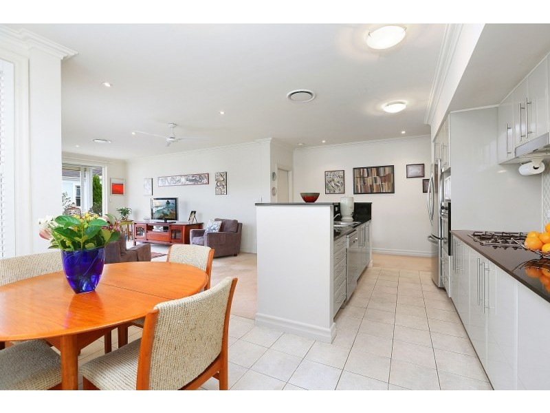 205/6 Mimosa Circuit, Breakfast Point NSW 2137