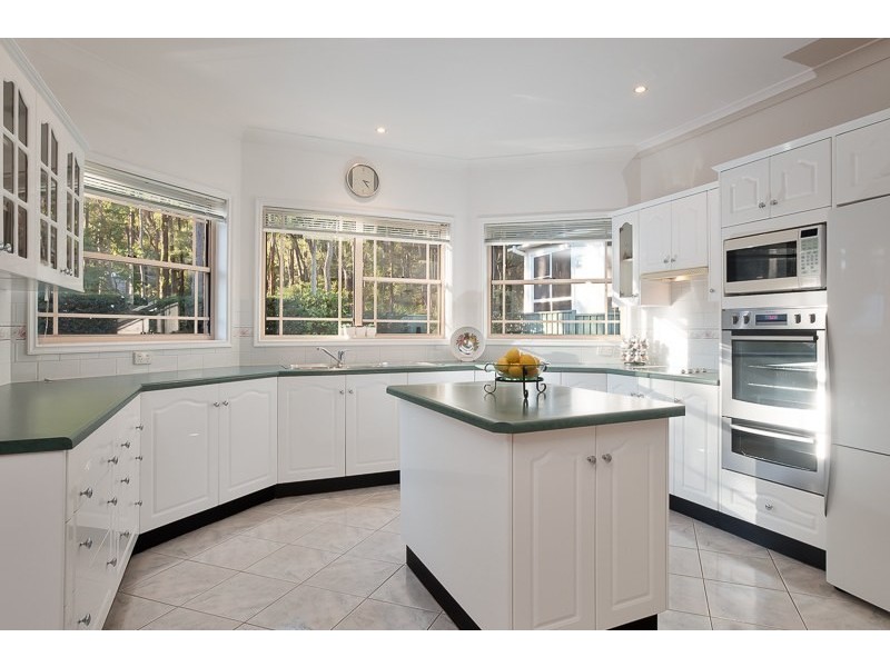 17 Boatmans Row, Eleebana NSW 2282